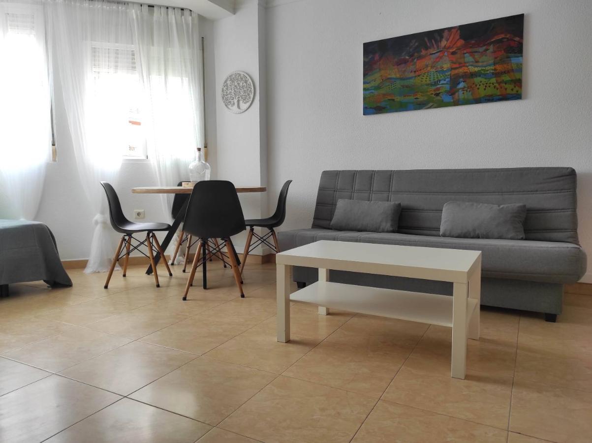 El Rincon De Pilar Al Lado Del Mar Apartment Torre Del Mar Luaran gambar
