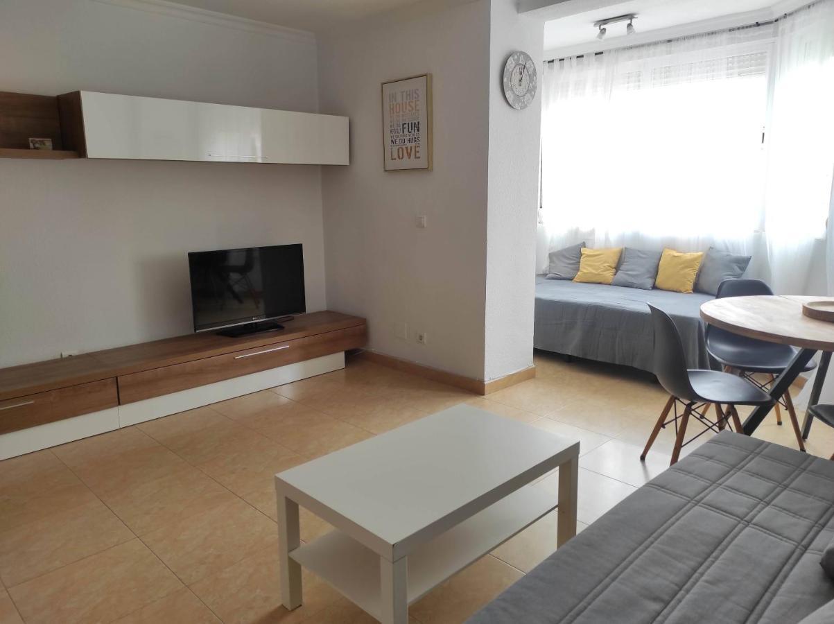 El Rincon De Pilar Al Lado Del Mar Apartment Torre Del Mar Luaran gambar